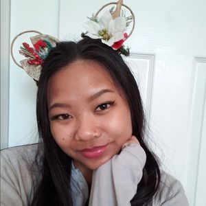 Meet your Posher, Dana